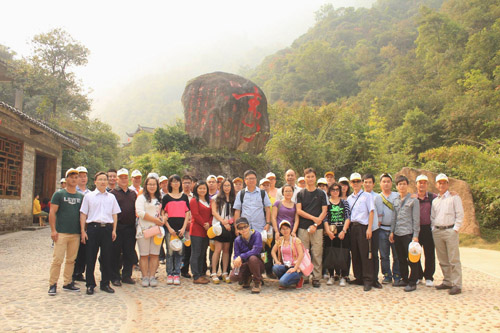 广州集华公司2013年组织职工秋季旅游